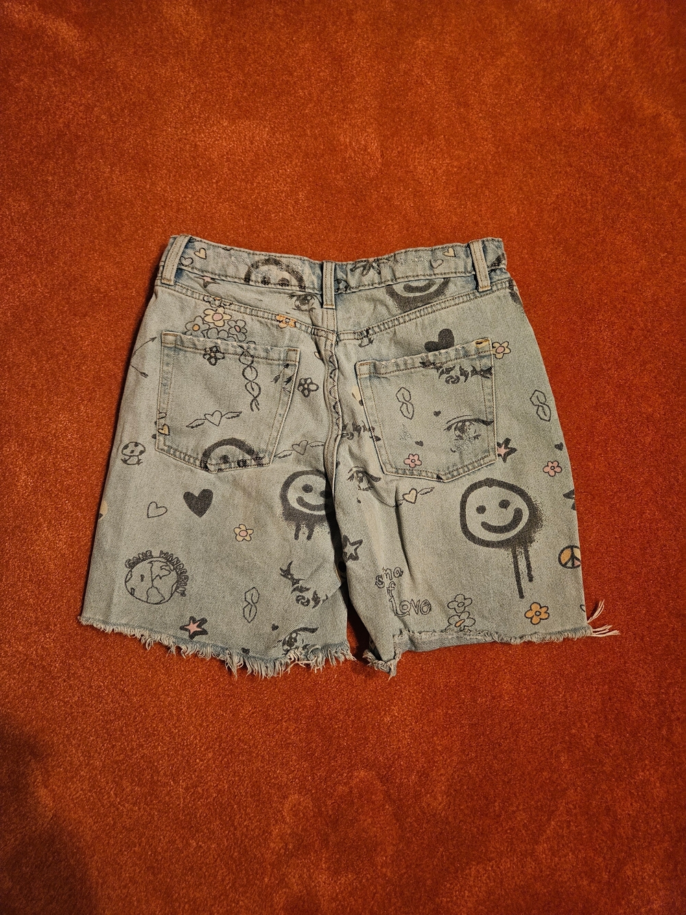 NWOT Wild Fable Doodle Print, Distressed, High-Rise, Bermuda Short - Picture 2 of 2